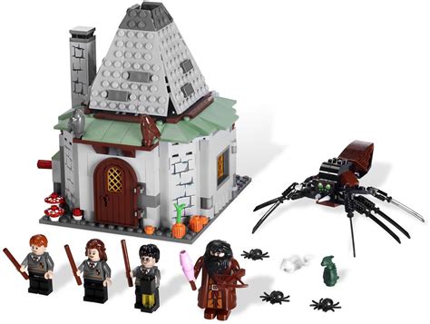 4738: Hagrid’s Hut | Lego Star Wars & Beyond