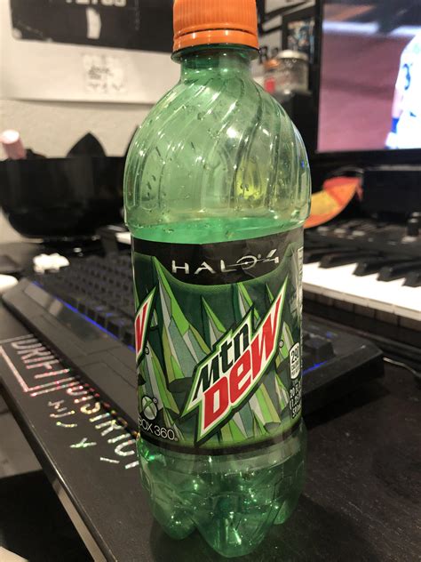 I still have a few of these Halo 4 Mountain Dew bottles from 2013 : r/halo