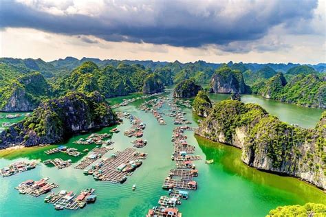 Is It Smart to Visit Halong Bay in February: Weather & Events