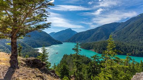 Autumn Landscape Diablo Lake Washington State Us%d0%b0 Mountains With ...