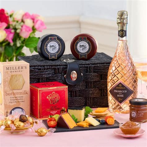 Snowdonia Cheese: Multi Award-Winning Cheese Range