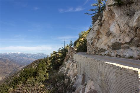 7 Best Scenic Drives in Los Angeles, From the Mountains to the Beach