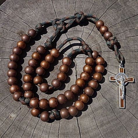 Paracord Rosary - Bing Images | Rosarios, Collares, Pulseras