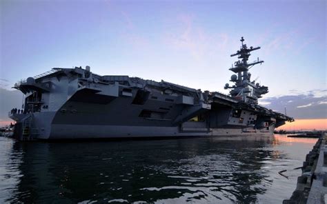 clicswallpaper: USS George H.W. Bush (CVN-77) wallpaper 4