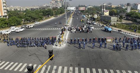 Kisan Kranti Yatra called off after farmers march to Kisan Ghat in ...