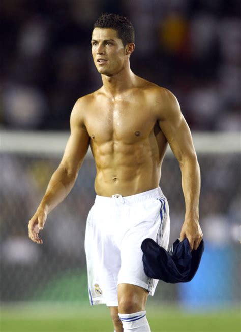 Hi-Def Abs: Cristiano Ronaldo