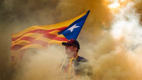 A breathtaking picture of Estelada (Catalan independence flag) taken ...