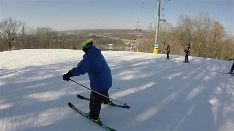 Cascade Mountain skiing 2018 Wisconsin - YouTube