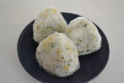 HOW TO MAKE ★DEVIL ONIGIRI★ Japanese Conbini Addictive Rice Ball (EP 203) - princessbamboo.com