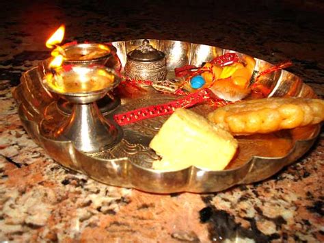 Rakhi Thali Decoration, How To Make Rakhi Thali, Rakhi Thalis, Rakhi Puja Thali