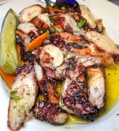 10 Incredibly Delicious Spots For Greek Food In Astoria