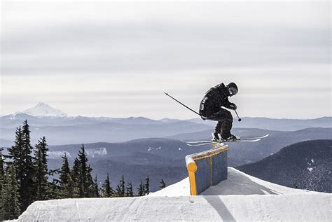 Oregon is the Place for Spring Skiing & Snowboarding - Travel Oregon