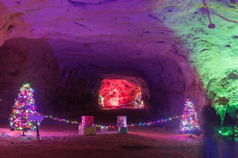 Photos: We Drove 2 Hours to See the Christmas Cave | WKRC