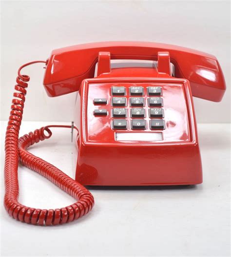 Red Retro Phone #NEWT4Business | Для дома, Дом, Телефон