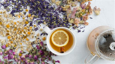 How to Dry Herbs for Tea - Real Self-Sufficiency