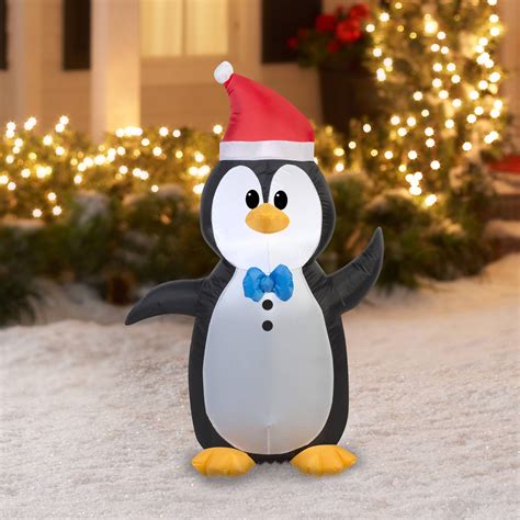 56 Best Pictures Penguin Inflatable Christmas Decorations - Gemmy 9ft Wide Inflatable 4 Penguin ...