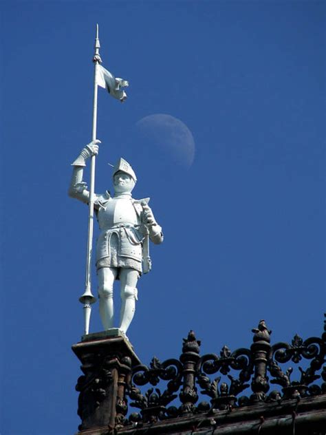 Guarding the Moon | Paris City Hall 4th arrondissement Paris… | Storm Crypt | Flickr