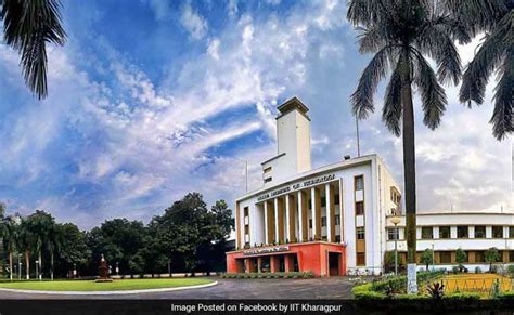 IIT Kharagpur Launches 'Semester Away' Programme For Students