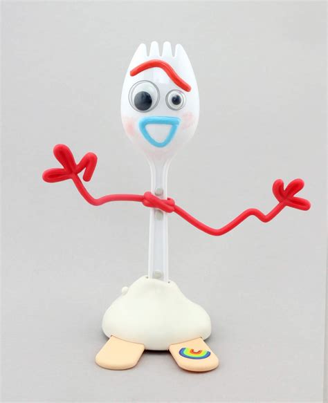 Dan the Pixar Fan: Toy Story 4: Forky Talking Action Figure (by Thinkway Toys)