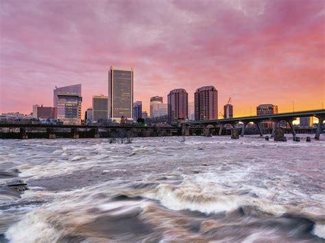 Christmas Eve sunrise : r/rva