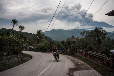 Bali’s fiery volcano could end up temporarily cooling the entire planet - Vox