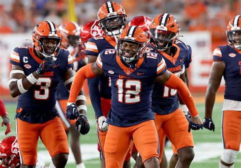 Syracuse football travel roster at Clemson: 2 linebackers return for ...