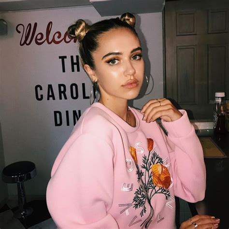 Delilah Belle (@delilahbelle) on Instagram #spacebuns #buns #hairstyle | Bun hairstyles, Fall ...