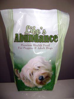 Life's Abundance Pet Food Review