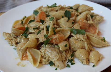 Coronation Chicken With Shell Pasta – Icing On The Steak