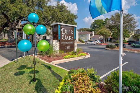 View Photos | Deer Oaks Apartments