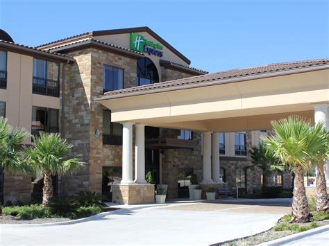 West Austin Hotels Near Lakeway, TX | Holiday Inn Express & Suites Austin NW - Lakeway