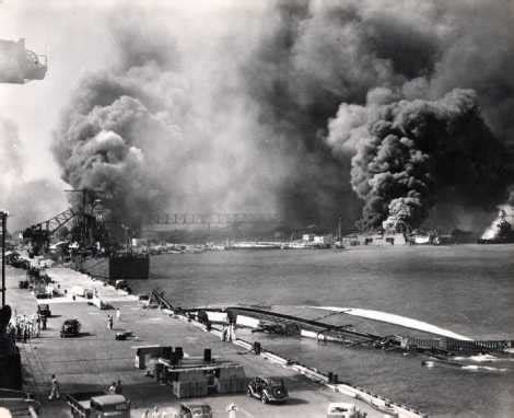 7A - The Daily Mirror: December 10, 1941 - Pearl Harbor Aftermath