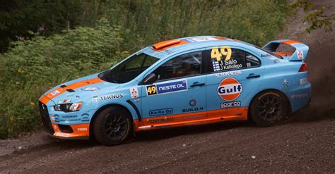 Juha Salo in a Lancer Evo X with Gulf Oil livery at Rally Finland 2010 [2870x1500] : r/RallyPorn