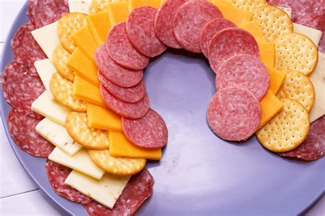 Turkey Cheese Platter Creative Family Thanksgiving Activity | Eating Richly