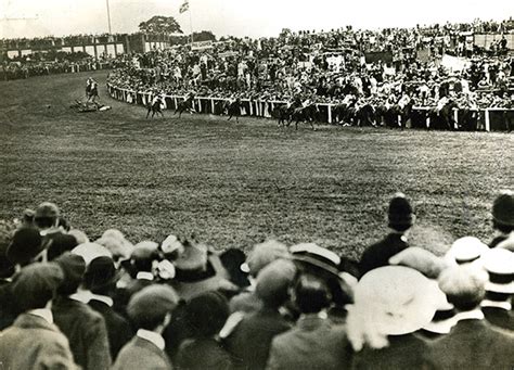 Emily Davison Injured at the Derby | History Today