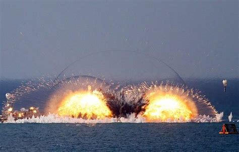 Thermobaric Bombs Are Crazy (4 pics)