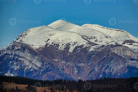 Snowy mountain landscape 15737457 Stock Photo at Vecteezy