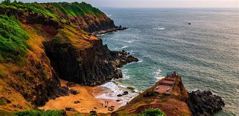 Top 8 Beaches to Visit in Ratnagiri | Beaches in Ratnagiri