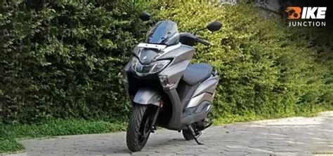 Suzuki Burgman Street 2023: Top 5 Features, Prices, and Specs Revealed!