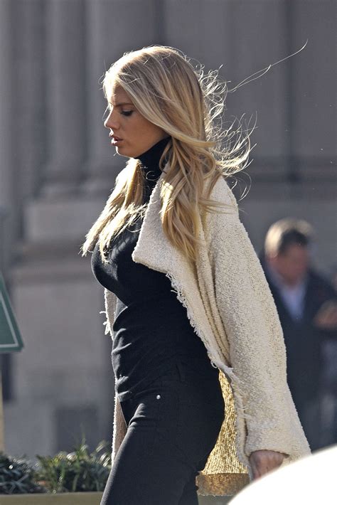 Charlotte McKinney: Photoshoot in downtown New York City -10 | GotCeleb