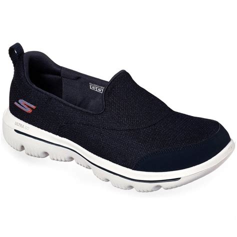 Skechers Go Walk Evolution Ultra Reach Womens Slip-On Shoes - Navy/White