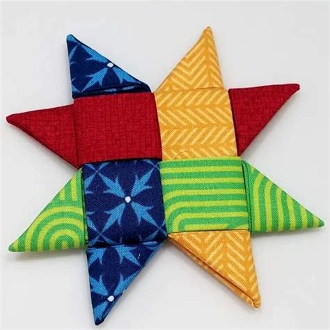 Scandinavian Folded Star Tutorial - SandyStar Designs | Folded fabric ornaments, Christmas ...