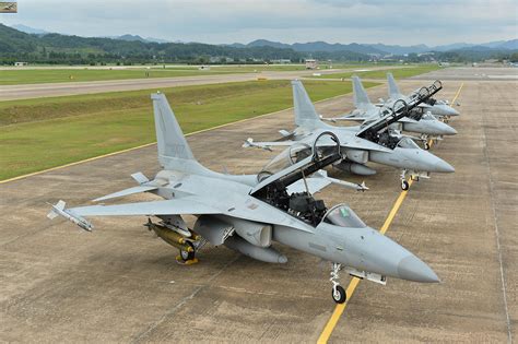 Polonia encarga 48 aviones de combate FA-50 a la coreana KAI