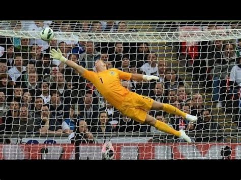 The Best Saves From The Best Goalkeepers Tahun 2015 | Siaran Bola Live