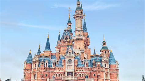 Shanghai Disneyland Park – Gravity Hotels & Resorts