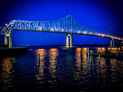 Commodore Barry Bridge