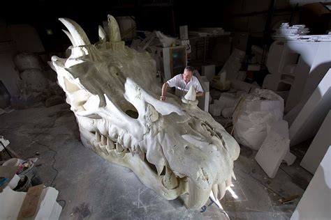 'Giant dragon skull' discovered on Dorset Coast! | TV News | Geektown