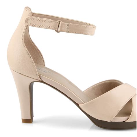 Clarks Women's Adriel Cove Dress Heel - Blush | SoftMoc.com