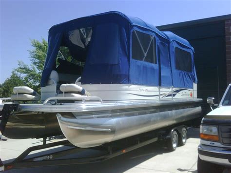 Pontoon Boat & Deck Boat Forum • View topic - CAMPING ENCLOSURES | Pontoon boat, Deck boat ...