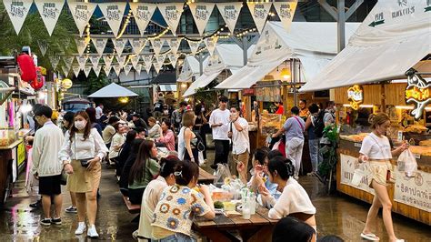 JODD FAIRS (RAMA9) , Bangkok Night Market /Let's go weekday with light ...